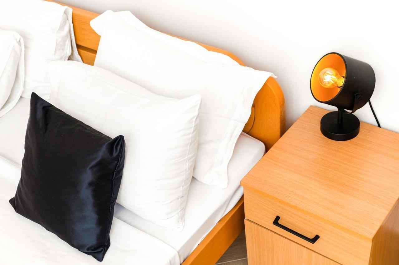 Apartments Casa Mia コトル エクステリア 写真